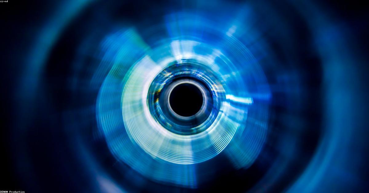 Midjourney vs DALL-E 3 : lequel choisir pour créer des images avec l'IA en 2026 ?